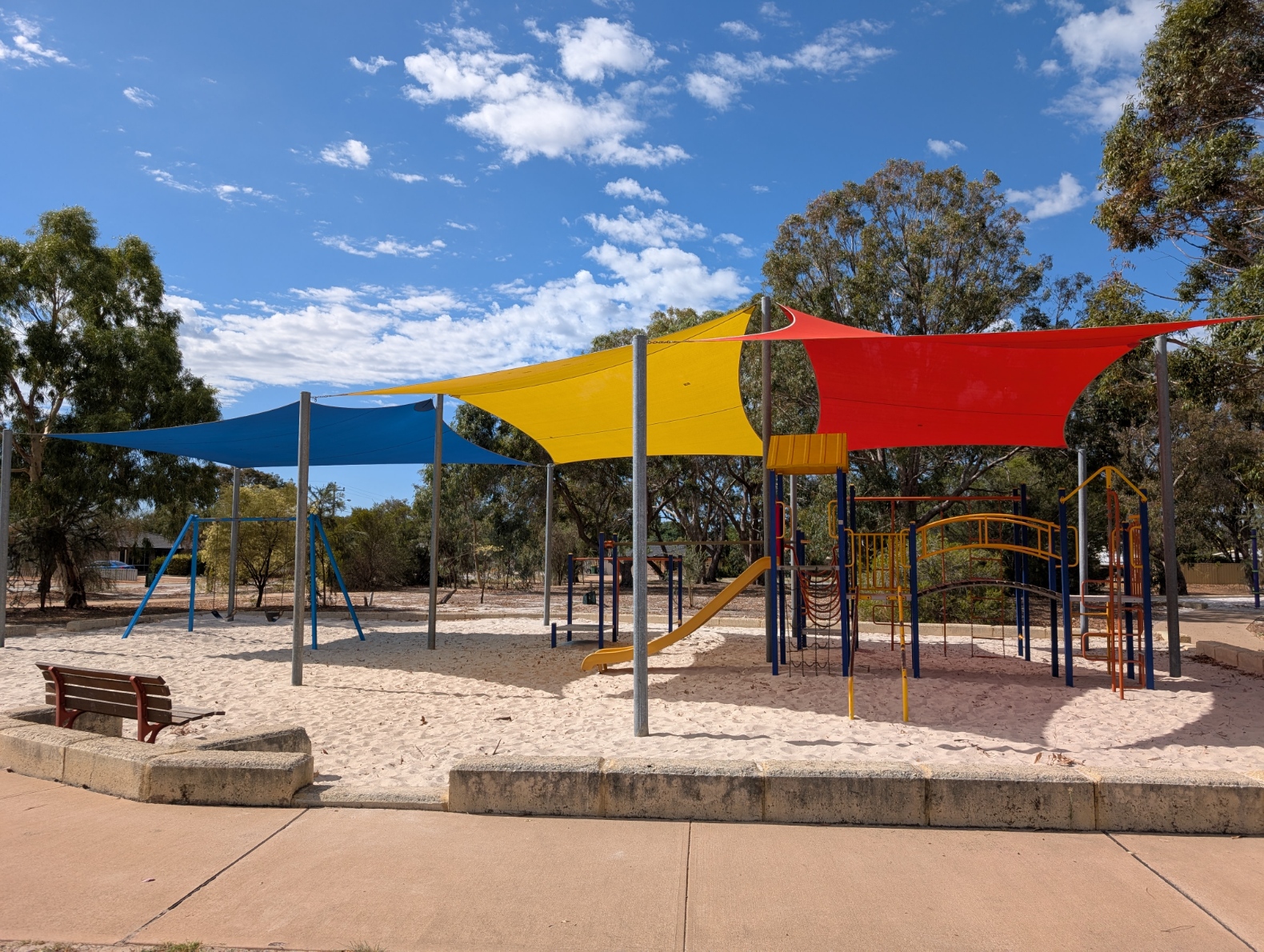 kingfisher-park-playground